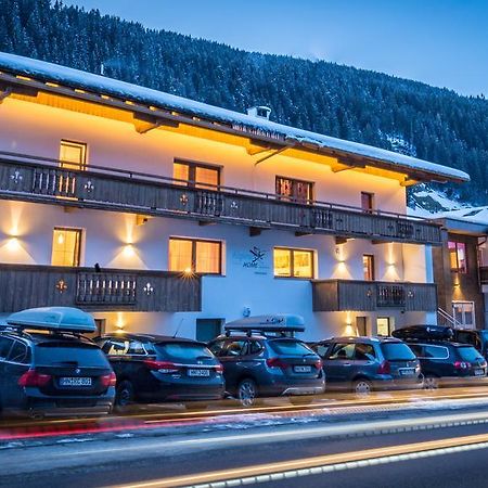 Alpinhome Tux Kültér fotó